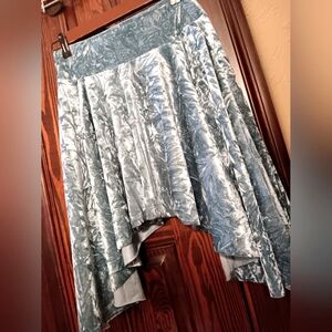 *NWT* Urban Outfitters Silence + Noise Crushed Velvet Asymmetrical Skirt Size XS